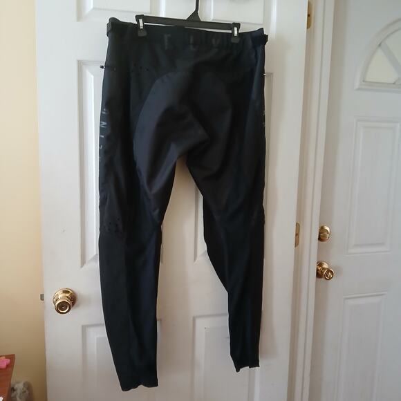 Fly Racing Pants Men's 38 Black Kinetics Travel, Work & Casual Techwear - Picture 4 of 16